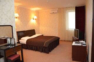 Отель Golden Palace Актау Стандартный двухместный номер с 1 кроватью-6